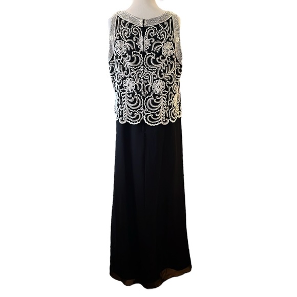 J KARA FLORAL BEADED FORMAL MAXI DRESS BLACK WHITE PLUS SIZE 16P NEW WITH TAGS - Picture 5 of 13